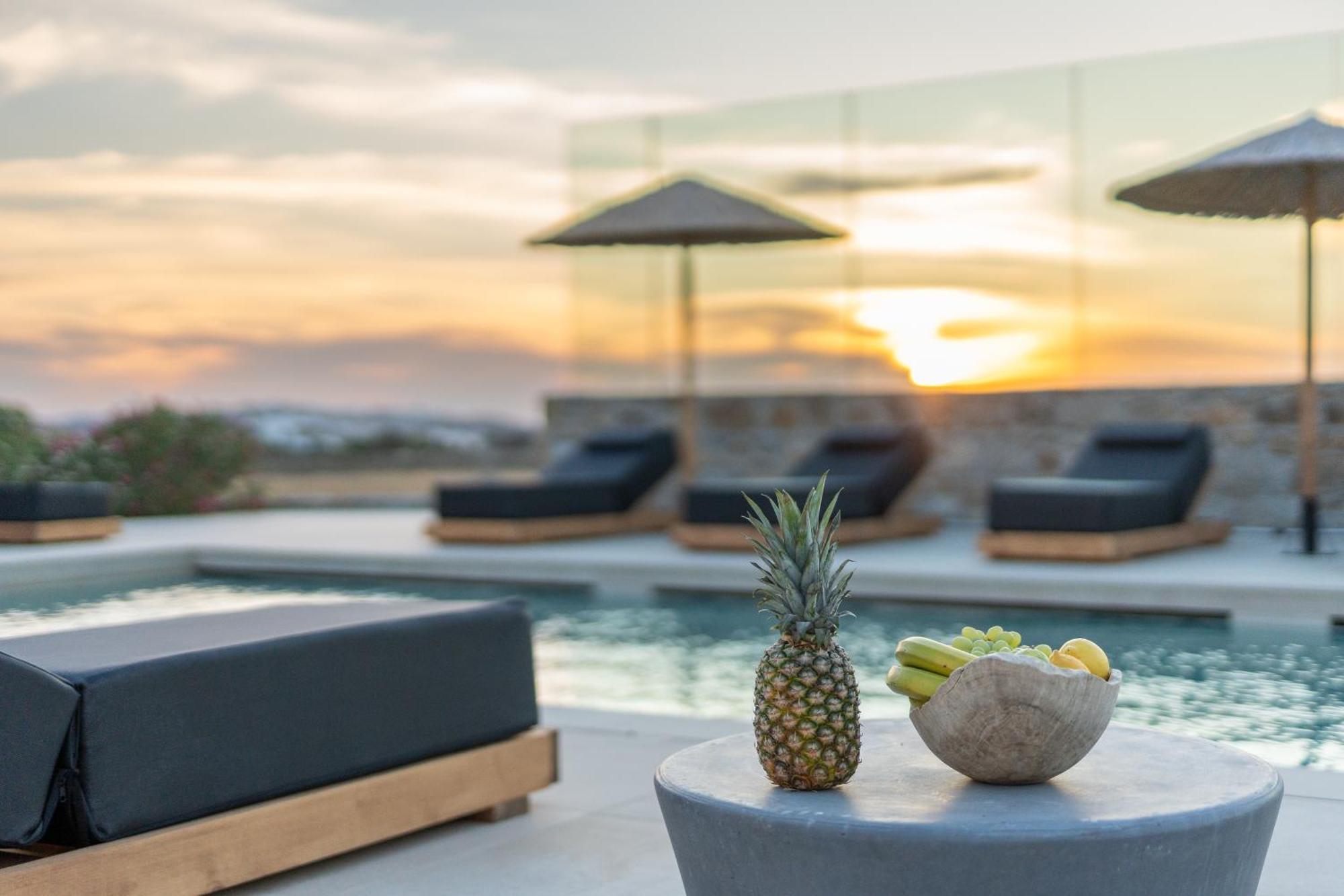 Regency Sunset Suites Mykonos Town Esterno foto