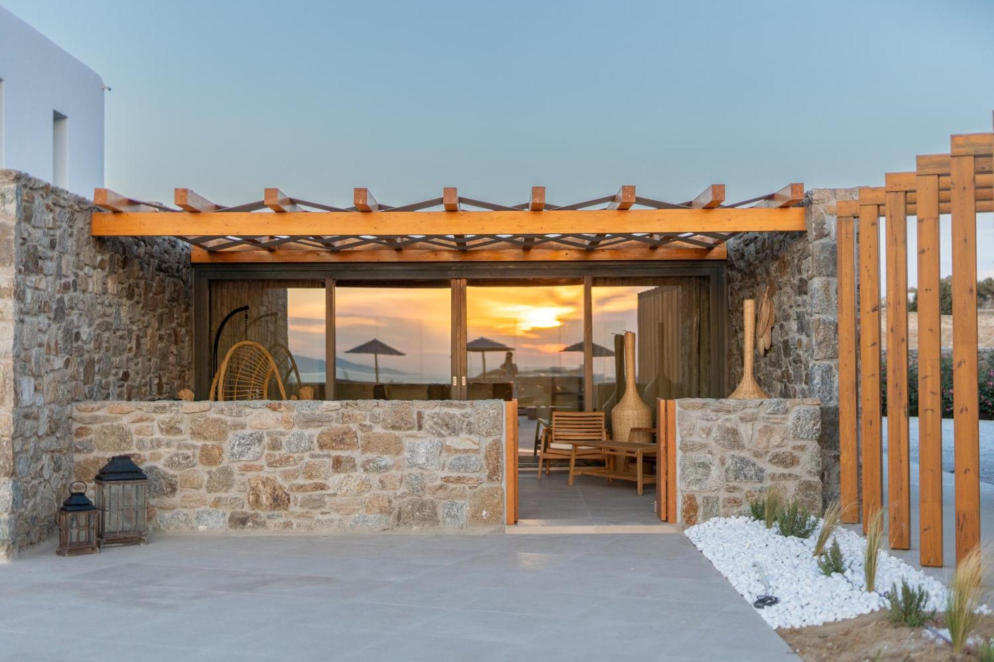 Regency Sunset Suites Mykonos Town Esterno foto